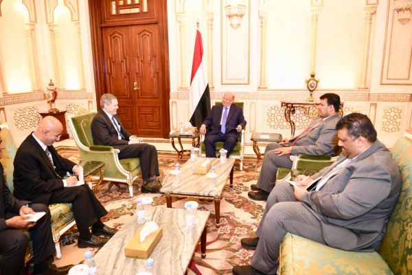 لقاء الرئيس هادي والسفير الأمريكي